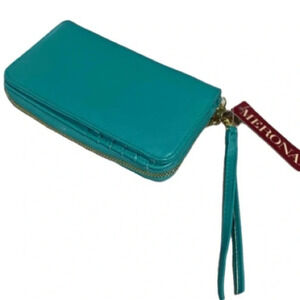 MERONA NEW NWT WALLET BLUE WOMENS SUMMER WRISTLET CASUAL SIZE 7” x 4 “ H x 1” W